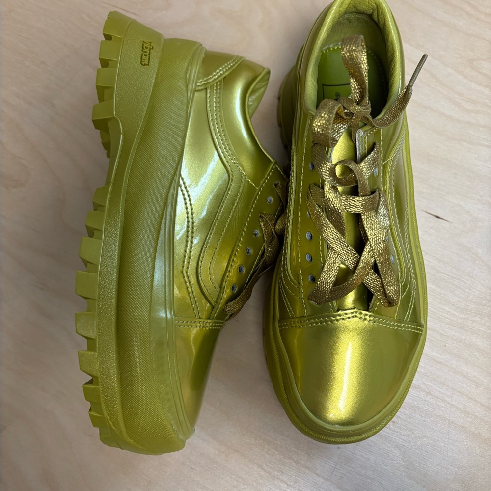 Vans x Collina Strada Old Skool Vibram Sole, never worn, women’s size 9
